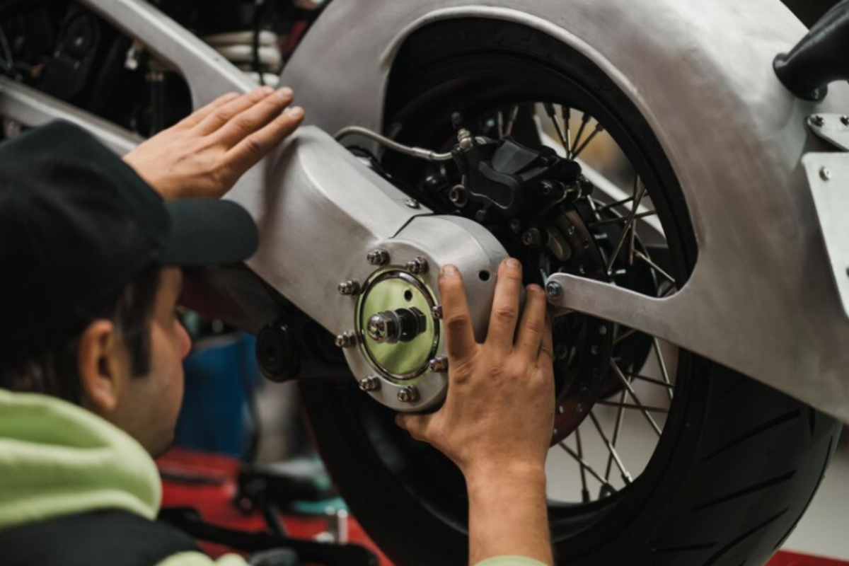 cek mesin motor bekas
