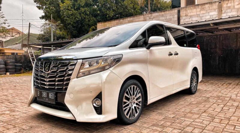 harga mobil Alphard bekas