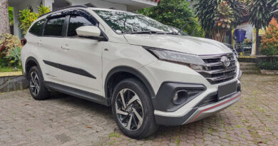 harga mobil Rush bekas