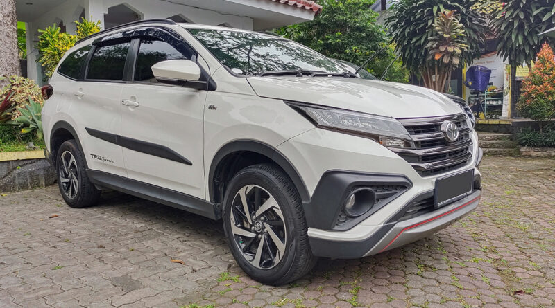 harga mobil Rush bekas