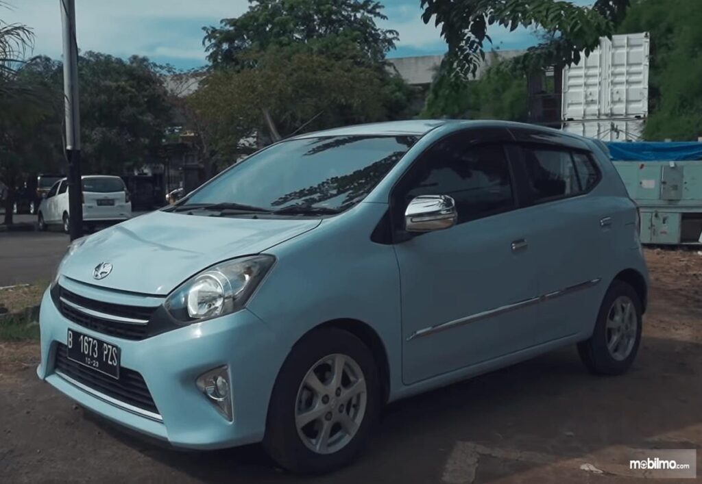 mobil Agya bekas harga 50 juta