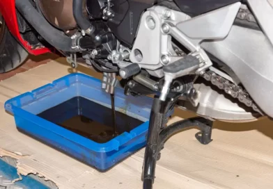 ganti oli mesin motor berapa km