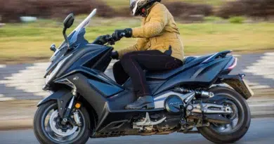 Kapasitas bagasi Kymco AK 550