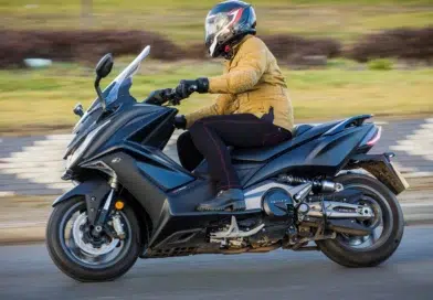 Kapasitas bagasi Kymco AK 550