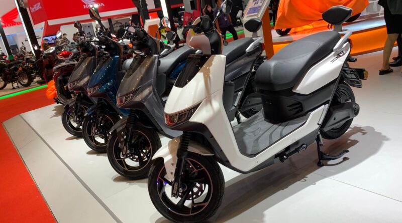 Peluncuran Motor Listrik Yadea